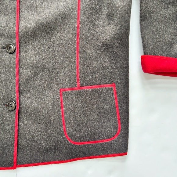 Women’s Lucia Grey 100% New Wool Coat Red Interior and Serged Seams in Size 16 - Picture 15 of 16